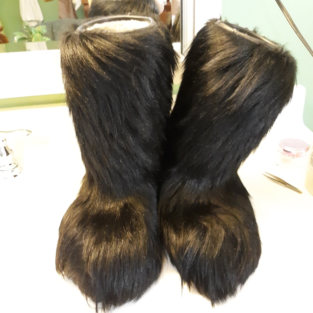 Modes Power Yeti fur boots
